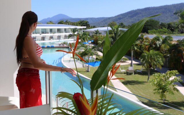 Pool Port Douglas
