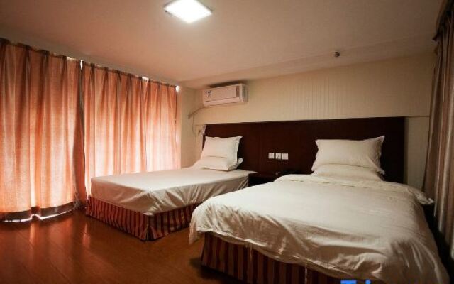 Yifeng Business Motel