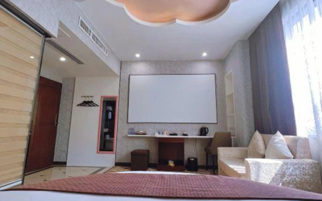 Dongda Hotel