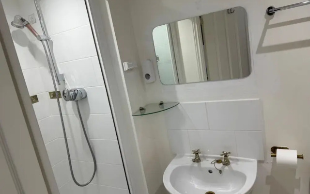 Stylish Apartment in Chafford Hundred