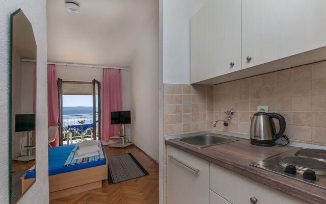 Apartments Maras