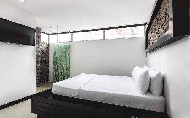 Hotel Kong
