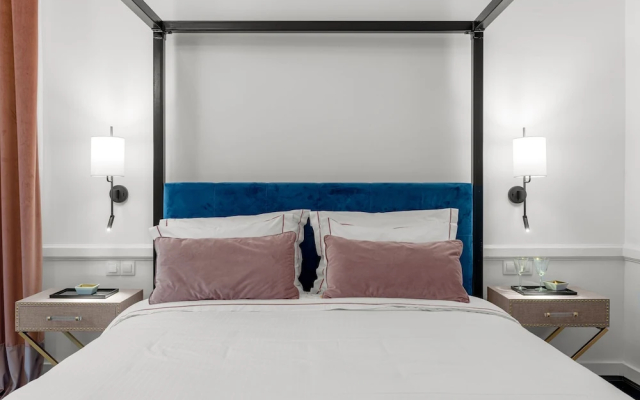 2 Mazi Suites