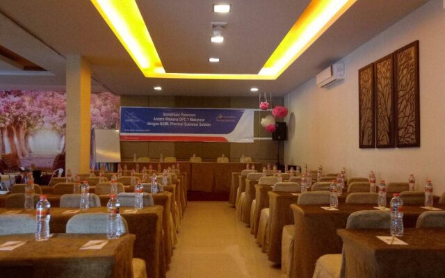 Avira Hotel Makassar