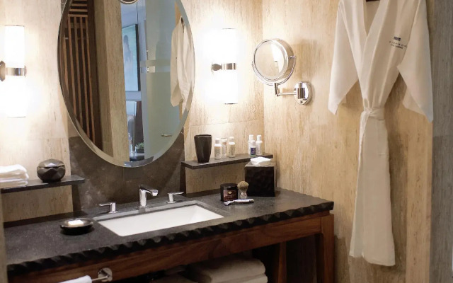 Thompson Playa Del Carmen Beach House