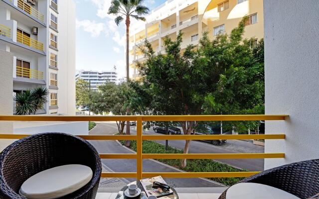 Vilamoura Design With Pool by Homing