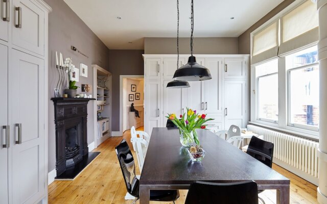 Stylish Fulham Family home