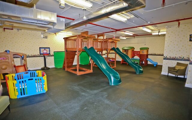 One Broadway Luxury Suites Downtown