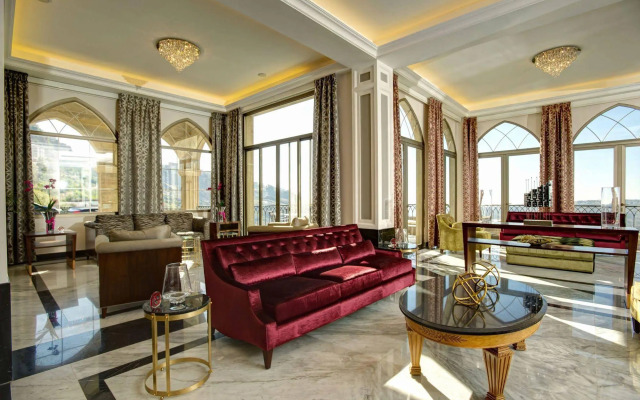 Cherry Blossom Boutique Hotel