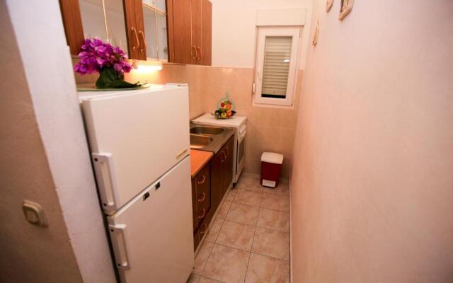 Apartments Anita Rogoznica