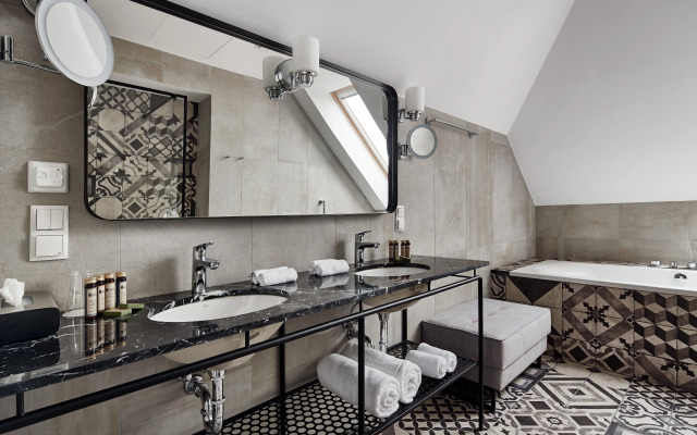 Hotel Indigo Krakow - Old Town by IHG