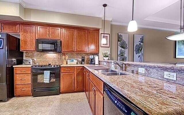 Waikoloa Beach S O-33 2 Bedroom Condo by RedAwning