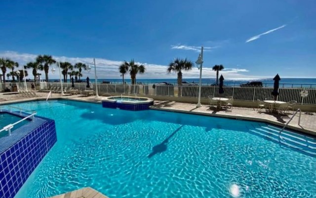 Majestic Sun 1108B by Destin Getaways