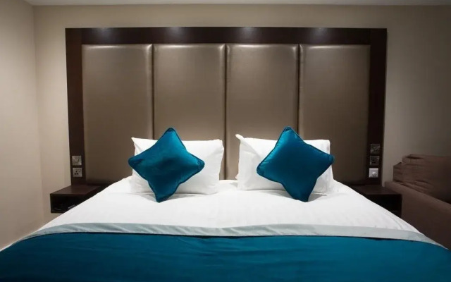 The Burton Hotel and Cloud Nine