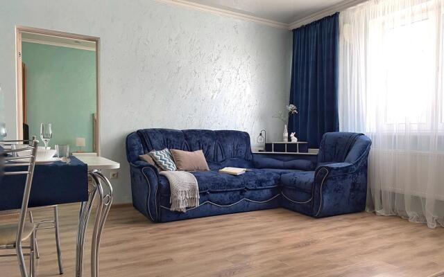 Апартаменты на улице Восстания