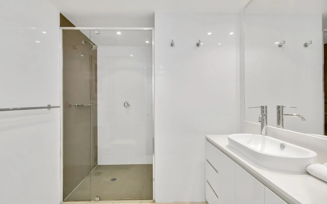 Orchid Residences - HR Surfers Paradise