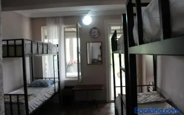 TJ Guest House