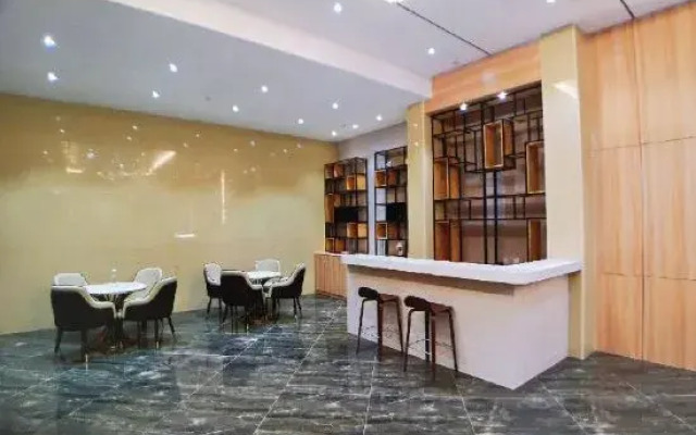 Changfeng Future Apartment Hotel