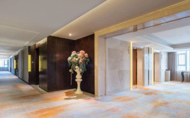 Walston International Hotel