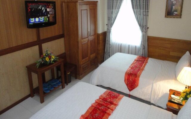 Hoang Yen Canary Hotel