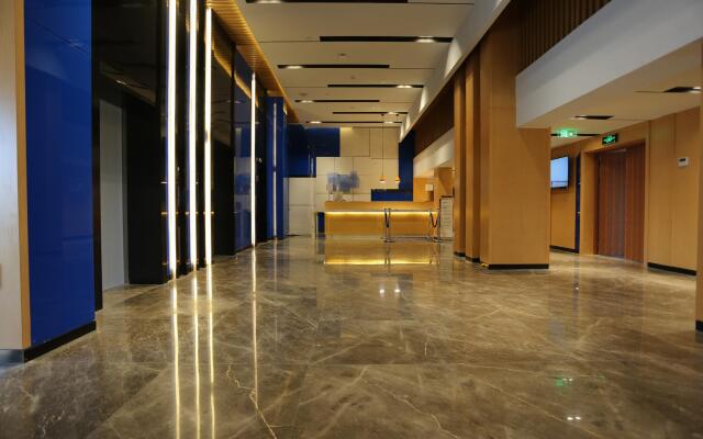Holiday Inn Express Wuhan Optical Valley by IHG