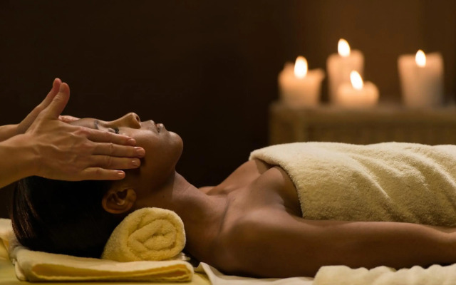 Lakes Spa Apartments