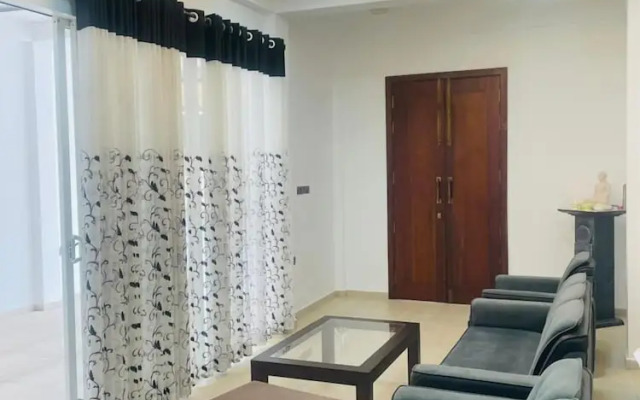Hotel Ceylonia Colombo