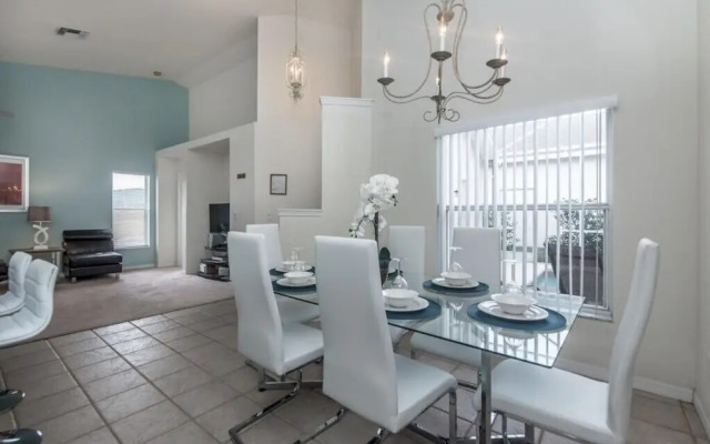 Windsor Villa Westhaven