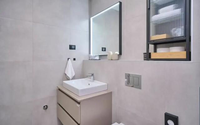 Splitful Apartment