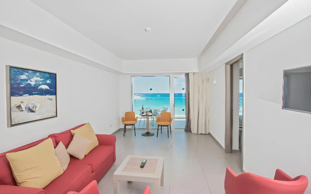 Vassos Nissi Plage Hotel & Spa