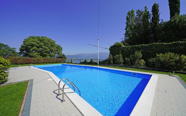 Juniper Flat  in Manerba del Garda