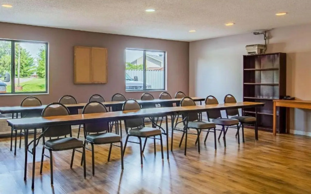 Northview Inn And Suites