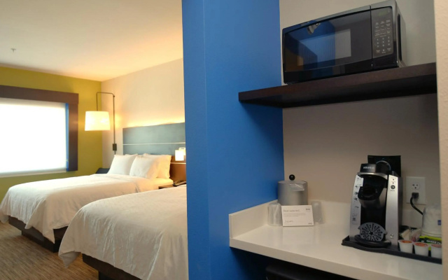 Cobblestone Hotel and Suites Janesville