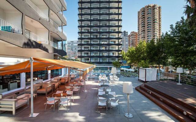 Belroy Hotel and Apartments
