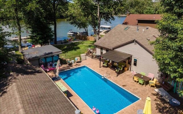 'rock River Retreat' w/ Dock & Seasonal Pool!