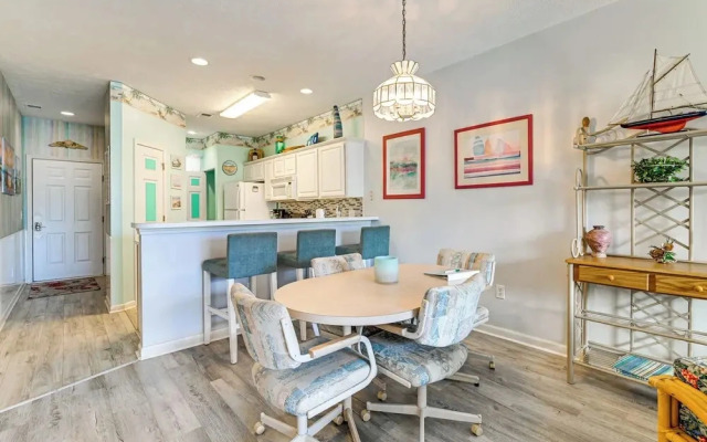 River Oaks 51-E Apartment