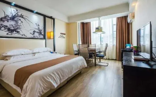 Cengong Haina Hotel