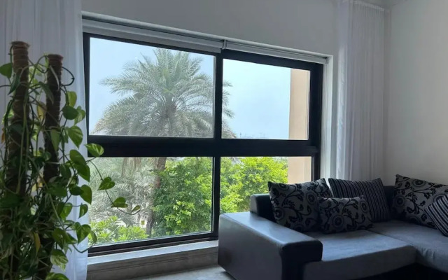 Spacious 2BR in Palm Jumeirah