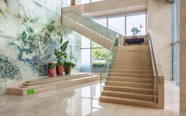 Holiday Inn Beijing Focus Square by IHG