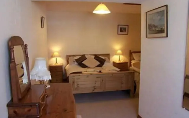 The Cornishman Inn