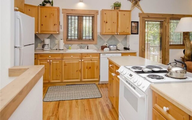 Saddle Creek Townhomes by Pioneer Ridge Management