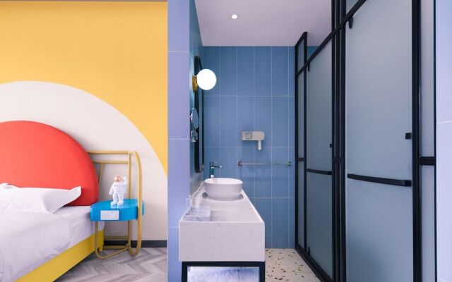 Pathfinder Drea Hostel - Concept Store, Kuan & Zhai Alleys