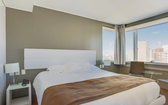 Regency Golf - Hotel Urbano