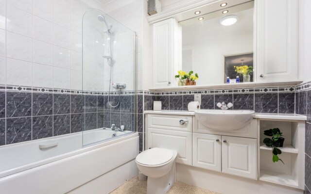 Millbrae Residence - Donnini Apartments
