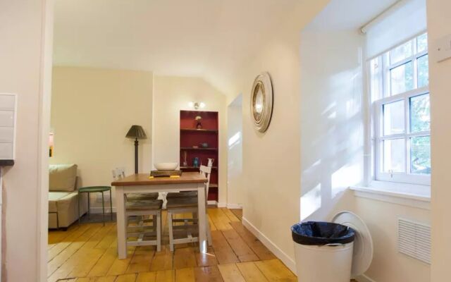 Cosy 2 Bedroom Apartment In Heart Of The City