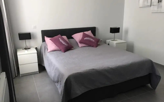 Hôtel Restaurant Les Saladelles