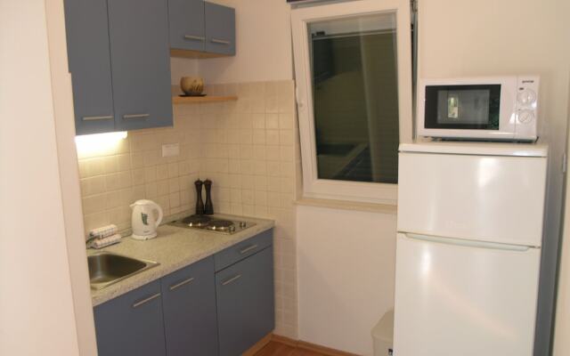 Apartment Luce - 2 Bedroom Apartment 4-2