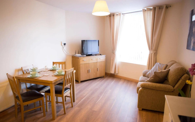 Broc House Suites