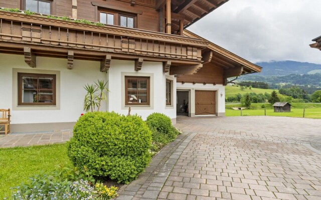 Alluring Apartment in Hollersbach im Pinzgau With Balcony