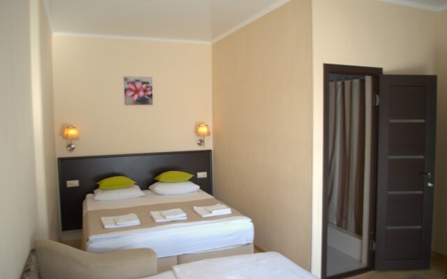 Кесеа Фэмили